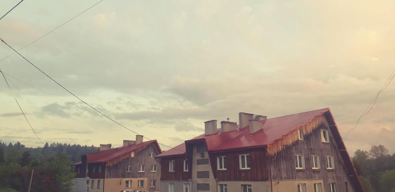 Apartament Wrzos Bieszczady Czarna  Exterior photo